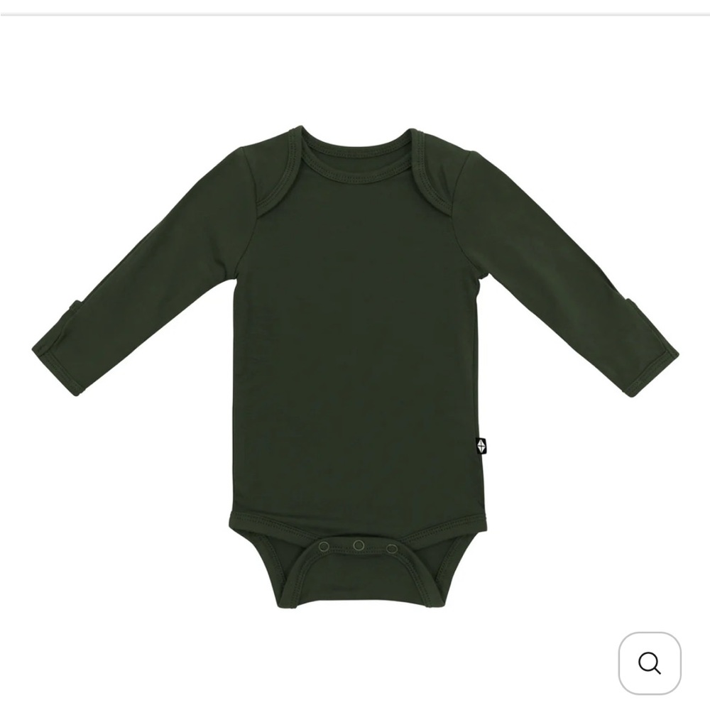 5 for $25 ✨ Kyte BABY Dark Green Long Sleeve Bodysuit